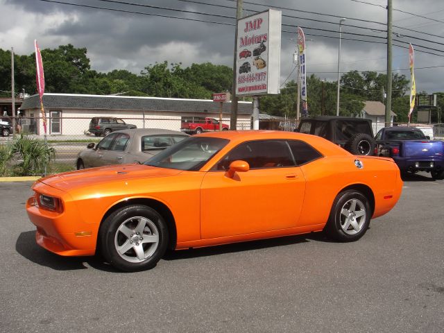 2009 Dodge Challenger SE