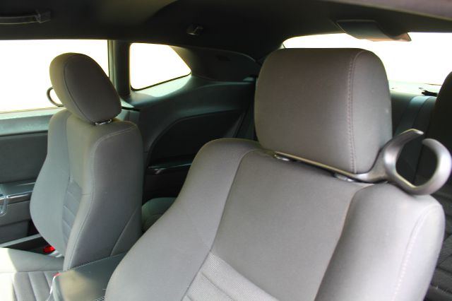 2009 Dodge Challenger Deluxe Convertible