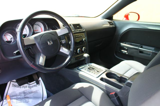 2009 Dodge Challenger Deluxe Convertible