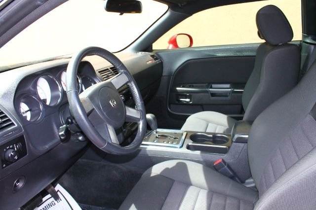 2009 Dodge Challenger Deluxe Convertible