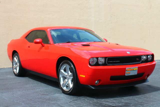 2009 Dodge Challenger Deluxe Convertible