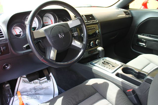 2009 Dodge Challenger Deluxe Convertible
