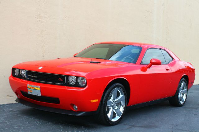 2009 Dodge Challenger Deluxe Convertible