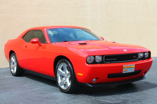 2009 Dodge Challenger Deluxe Convertible