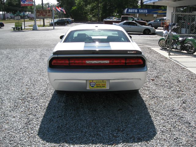 2009 Dodge Challenger SE
