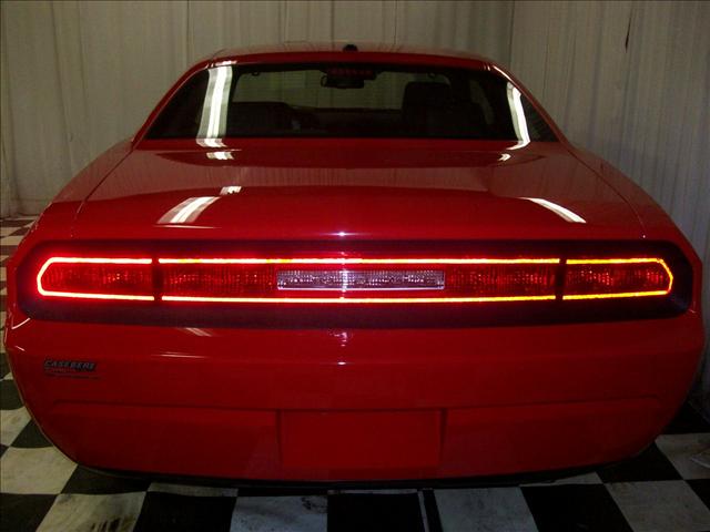 2009 Dodge Challenger SE