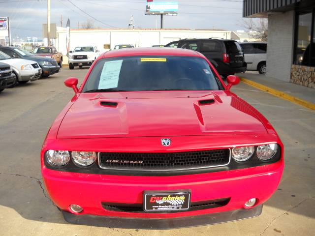 2009 Dodge Challenger SE