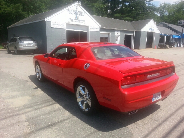 2009 Dodge Challenger Deluxe Convertible