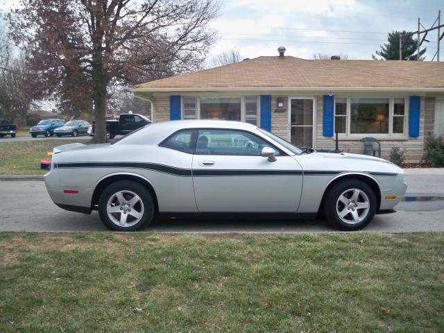 2009 Dodge Challenger SE