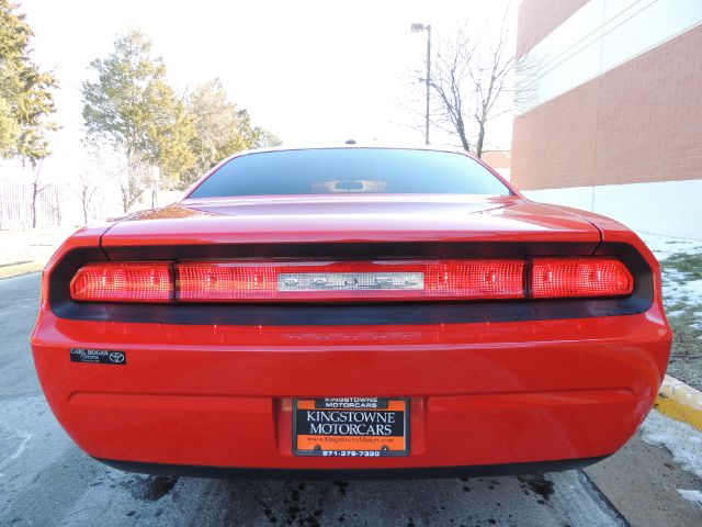 2010 Dodge Challenger SE