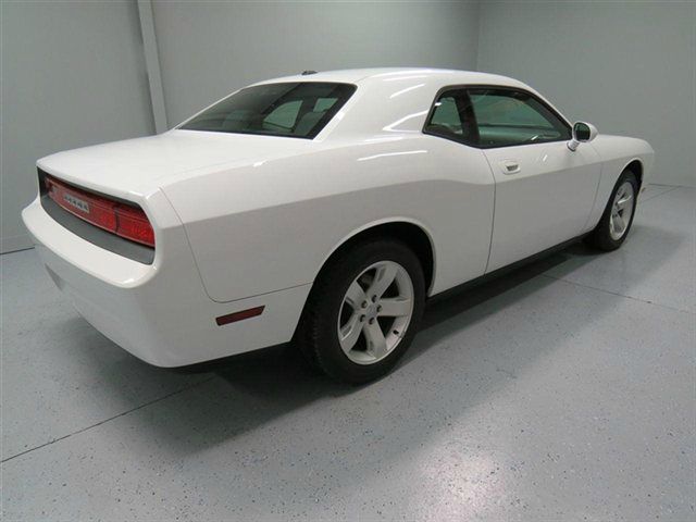 2010 Dodge Challenger SE
