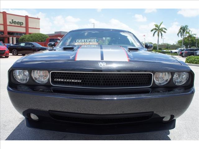 2010 Dodge Challenger SE