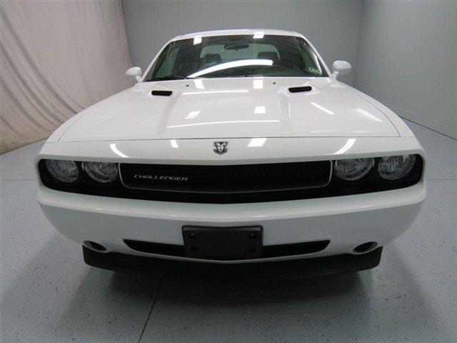 2010 Dodge Challenger 4dr Sdn SL Auto Sedan