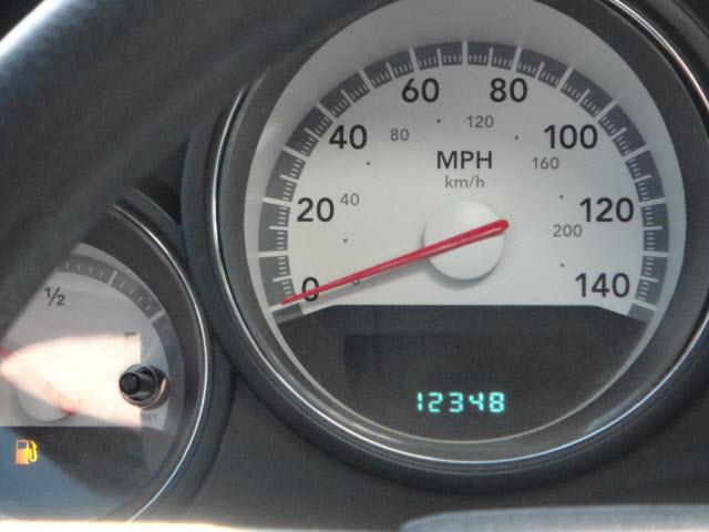 2010 Dodge Challenger SE