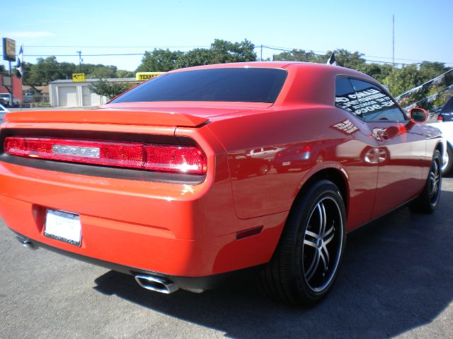 2010 Dodge Challenger Deluxe Convertible