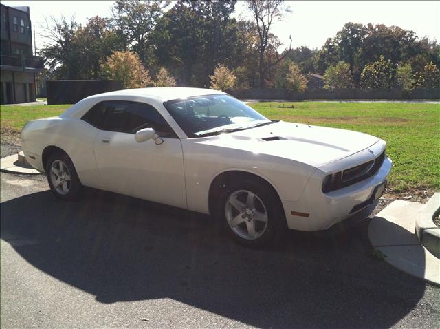 2010 Dodge Challenger SE
