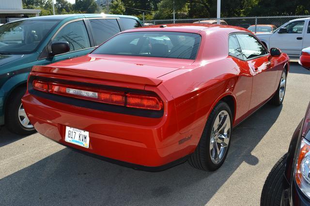 2010 Dodge Challenger SE