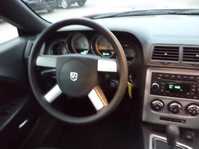 2010 Dodge Challenger SE