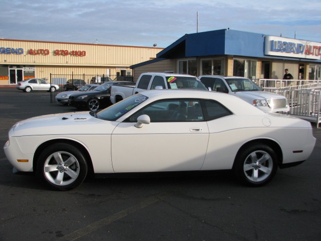2010 Dodge Challenger SE