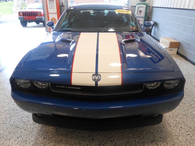 2010 Dodge Challenger SE