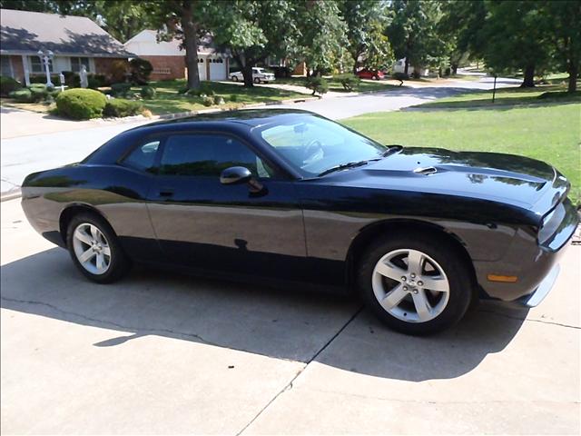 2010 Dodge Challenger SE