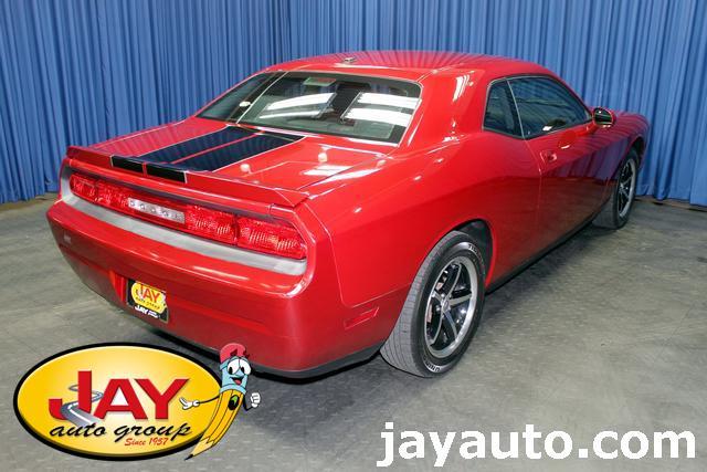 2010 Dodge Challenger SE