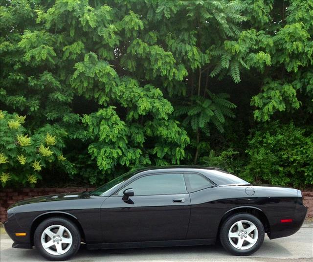 2010 Dodge Challenger SE