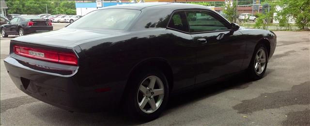 2010 Dodge Challenger SE