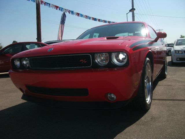 2010 Dodge Challenger Deluxe Convertible