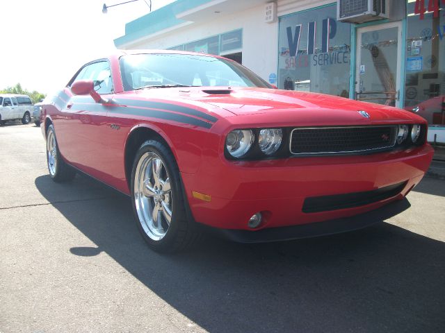 2010 Dodge Challenger Deluxe Convertible