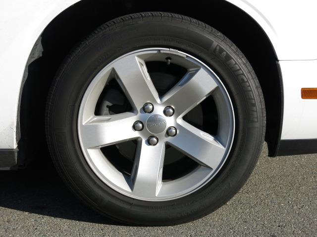 2011 Dodge Challenger SE