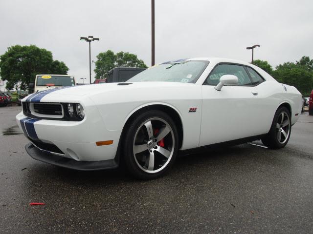 2011 Dodge Challenger 1500- 8FT BED