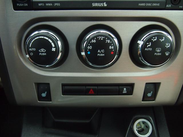 2011 Dodge Challenger 1500- 8FT BED