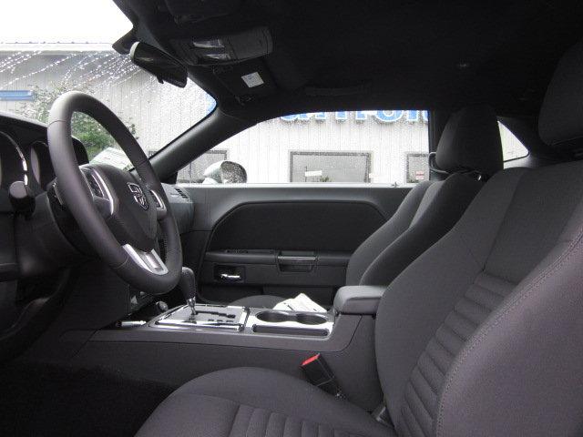 2011 Dodge Challenger SE