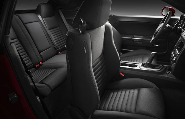 2012 Dodge Challenger 4x4 XLT