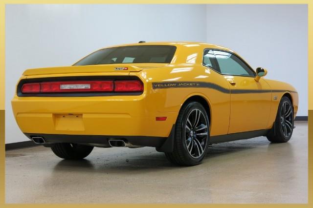 2012 Dodge Challenger Prius Hatchback 4D