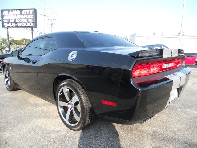 2012 Dodge Challenger XLS 4WD