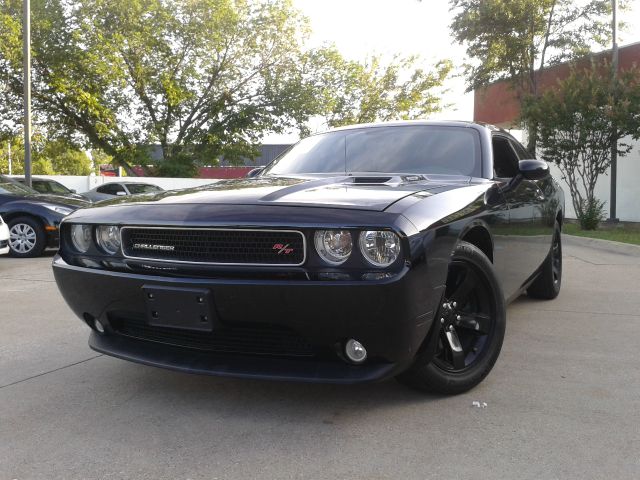 2012 Dodge Challenger GL I4 Manual