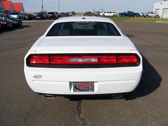 2013 Dodge Challenger Deluxe Convertible