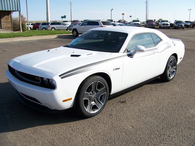 2013 Dodge Challenger Deluxe Convertible
