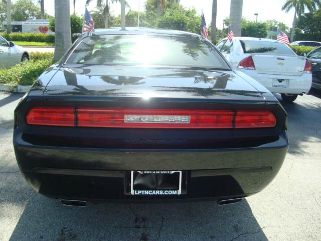 2013 Dodge Challenger S