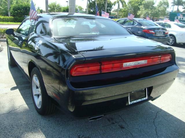 2013 Dodge Challenger S