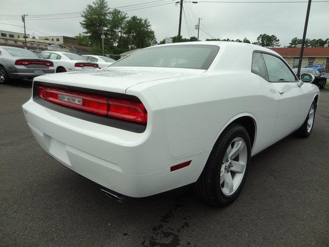 2013 Dodge Challenger Unknown