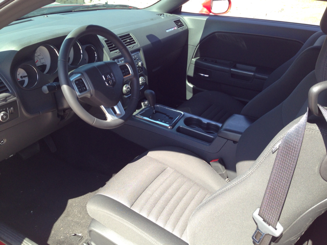 2013 Dodge Challenger Deluxe Convertible