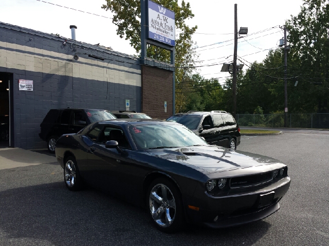 2013 Dodge Challenger S