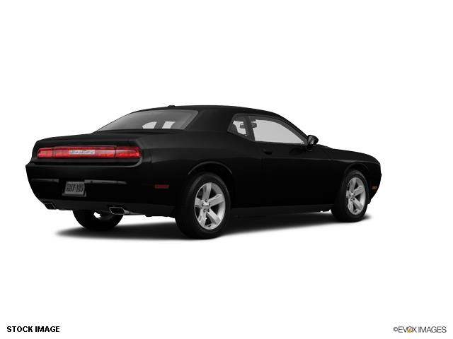 2014 Dodge Challenger 2000 Ford Style
