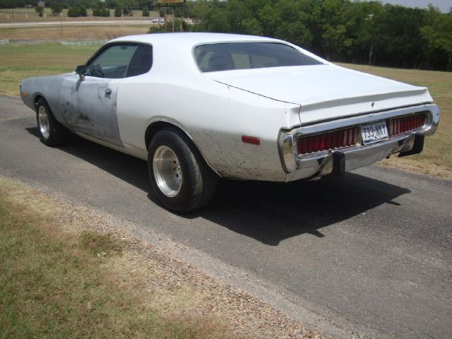 1973 Dodge Charger Reg Cab 165 WB 84 CA XL 4WD