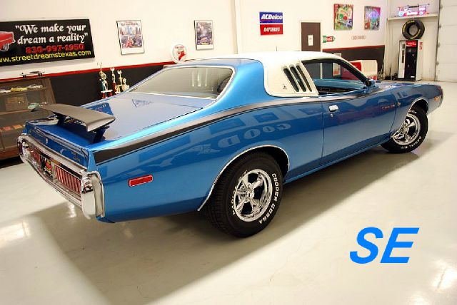 1974 Dodge Charger SE