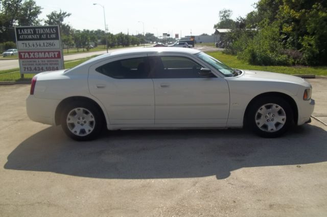 2006 Dodge Charger Base