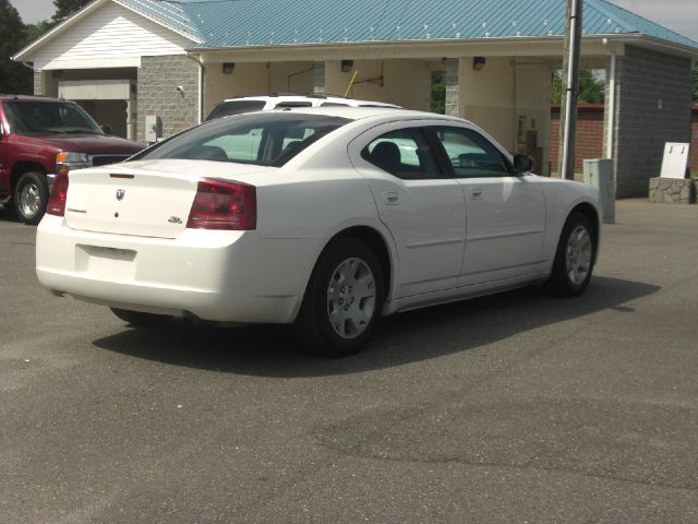 2006 Dodge Charger Base